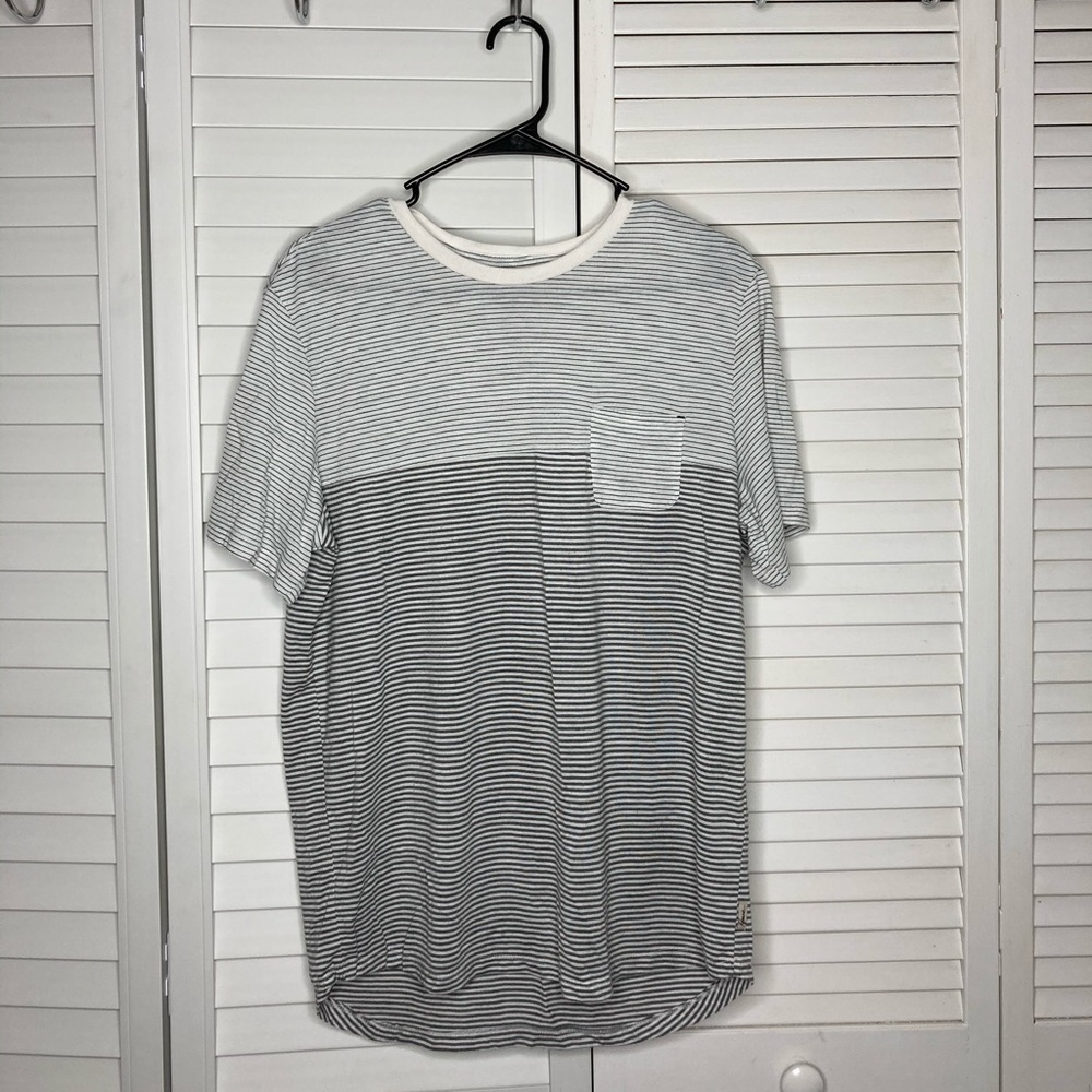 Howe white T-shirt